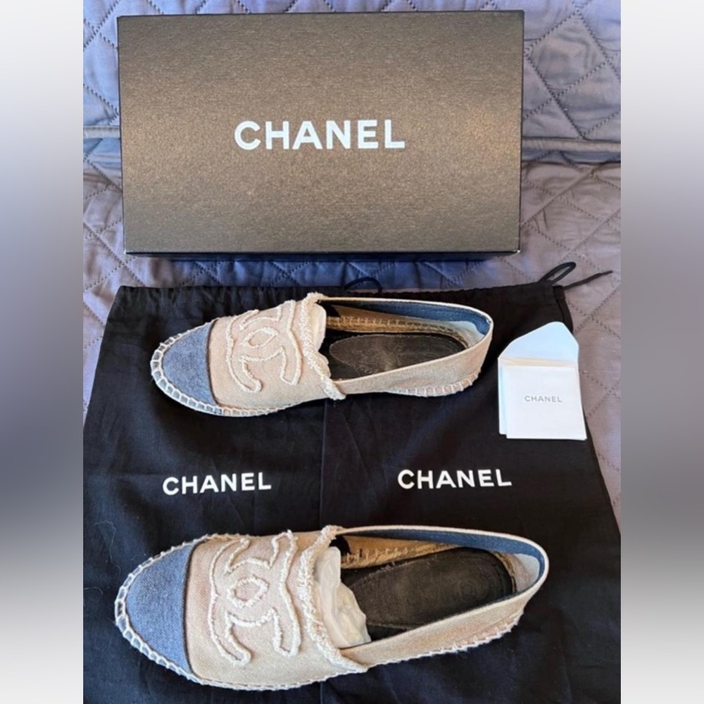 CHANEL Two-Tone Beige and Denim Authentic Espadrilles